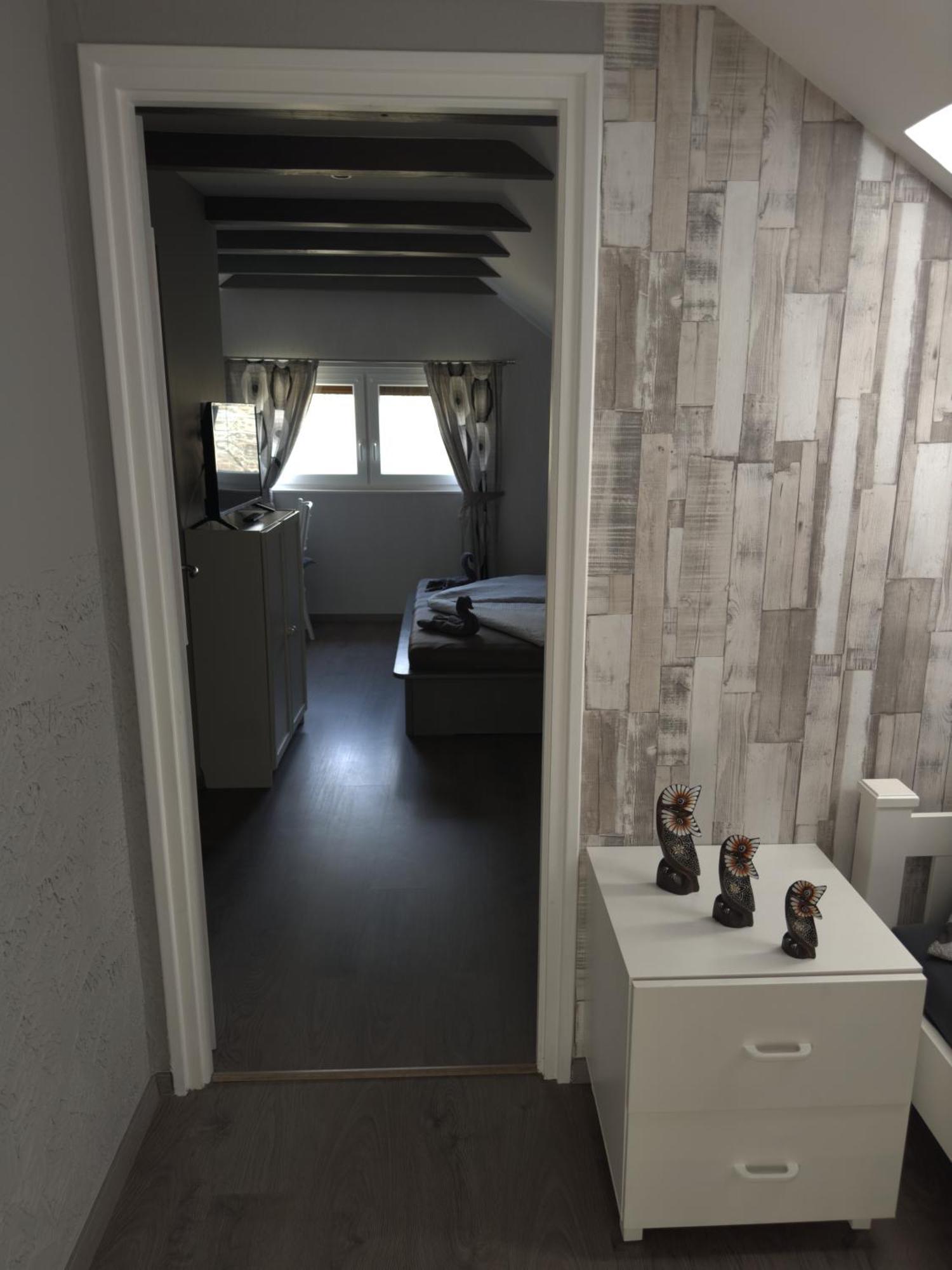 Rozsa Apartman Alsóörs 部屋 写真