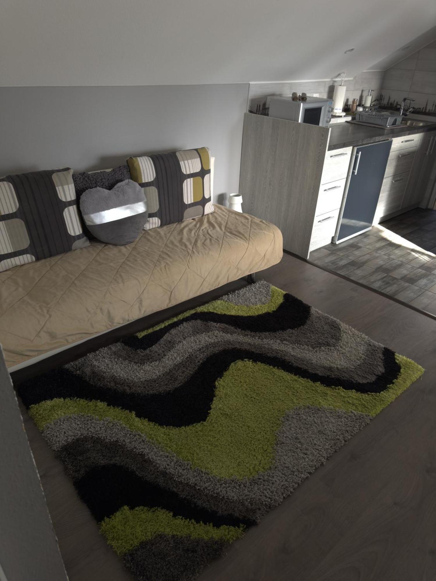 Rozsa Apartman Alsóörs 部屋 写真